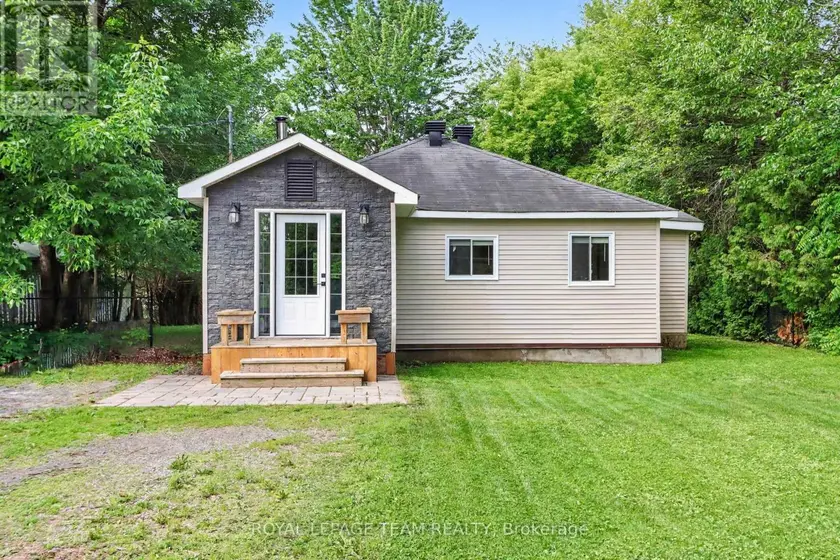 Detached at 282 HARRIS ROAD, North Grenville