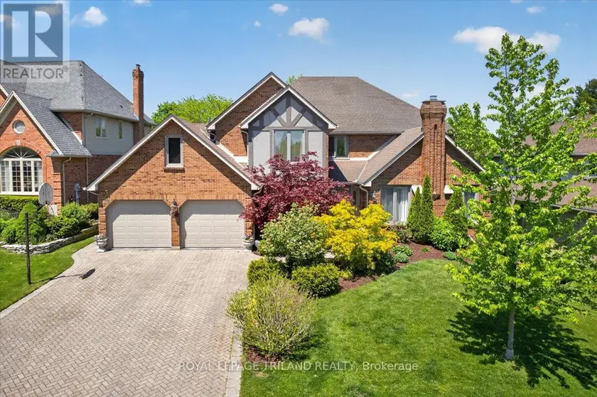 Detached at 30 THIRLMERE ROAD, London North