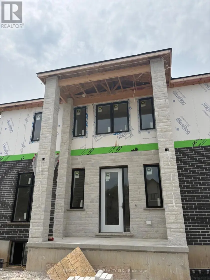 Detached at 2579 BATEMAN TRAIL, London South