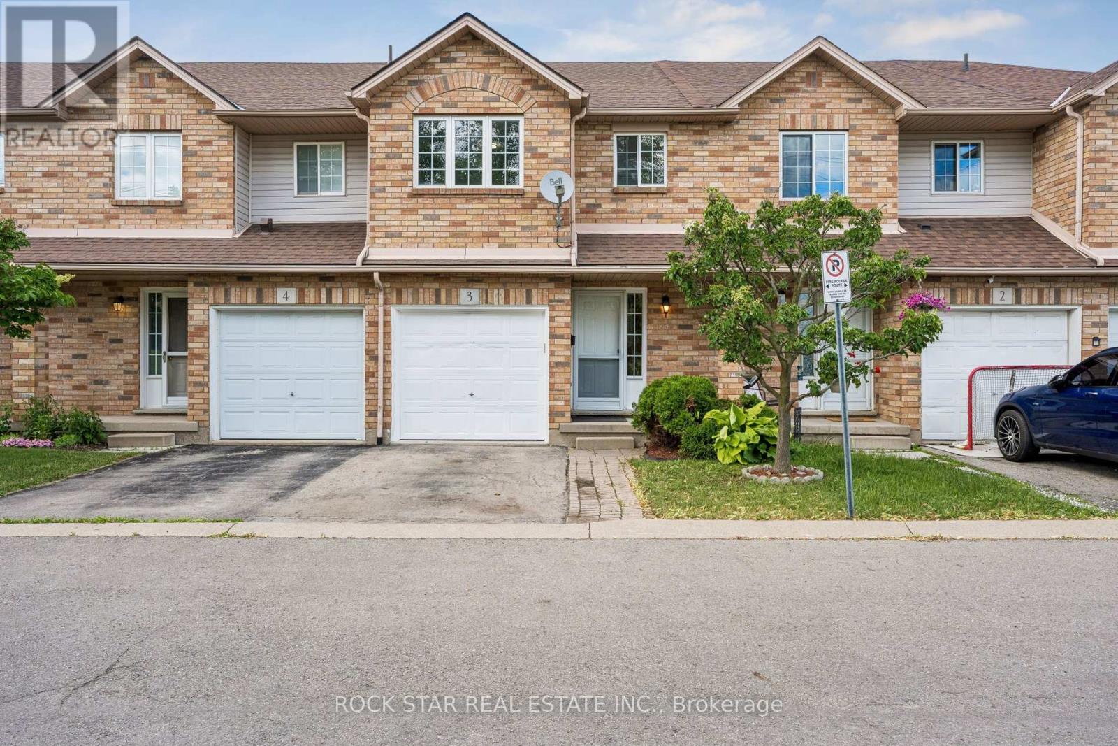Townhouse at 3 - 1860 UPPER GAGE AVENUE, Hamilton