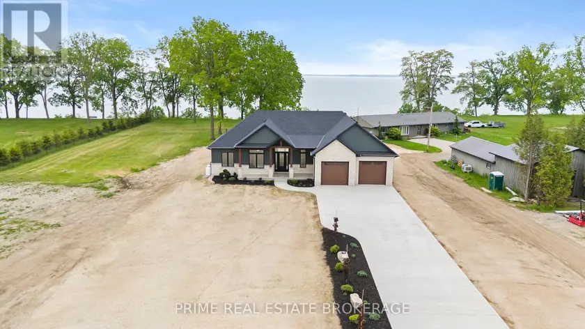 Detached at 25 BLACK WALNUT DRIVE, Norfolk