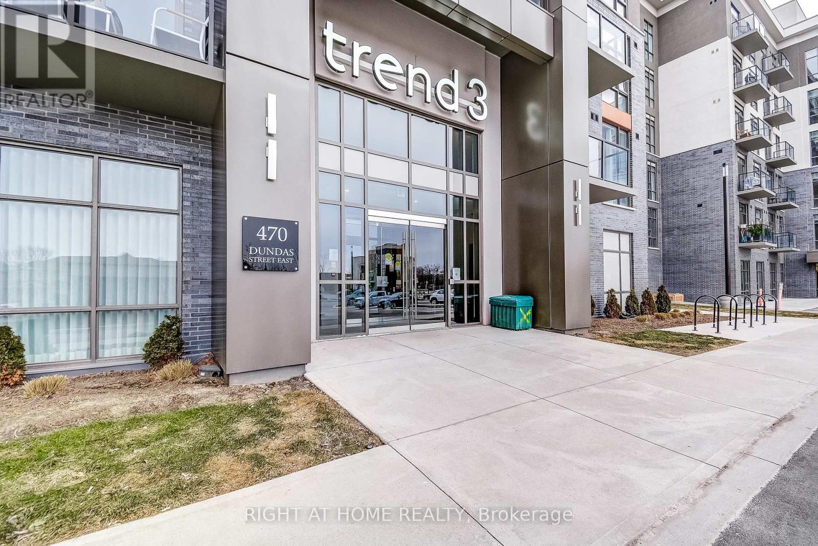 Apartment at 604 - 470 DUNDAS STREET E, Hamilton (Waterdown)