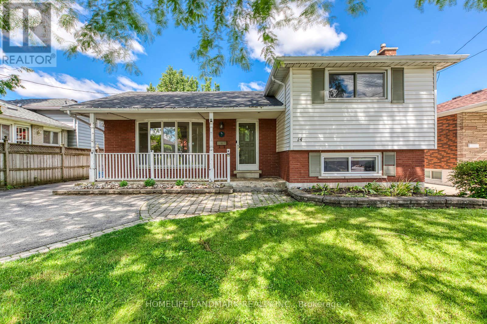 Detached at 14 LORRAINE DRIVE, Hamilton