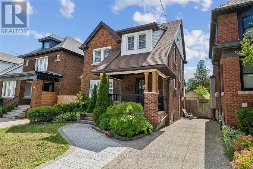Detached at 25 OTTAWA STREET S, Hamilton