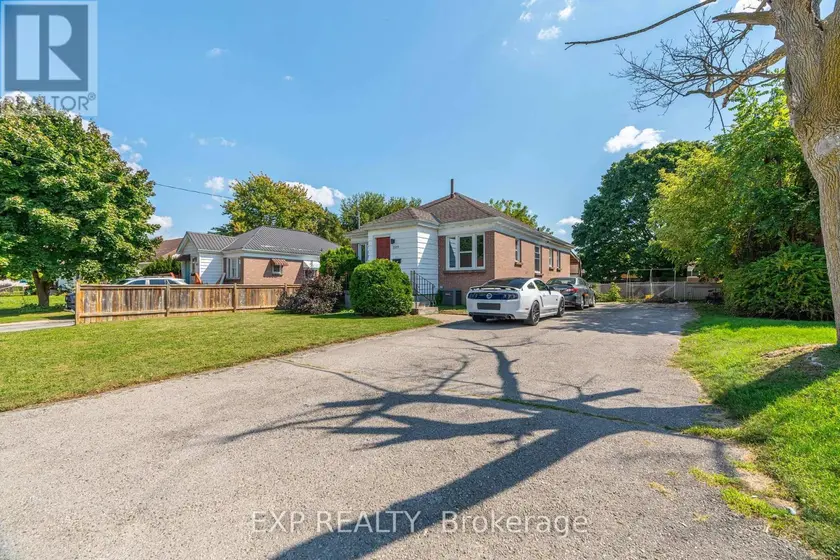 Detached at 1519 HOWLAND AVENUE, London