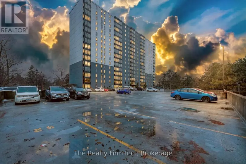 Apartment at 1515 - 45 POND MILLS ROAD, London