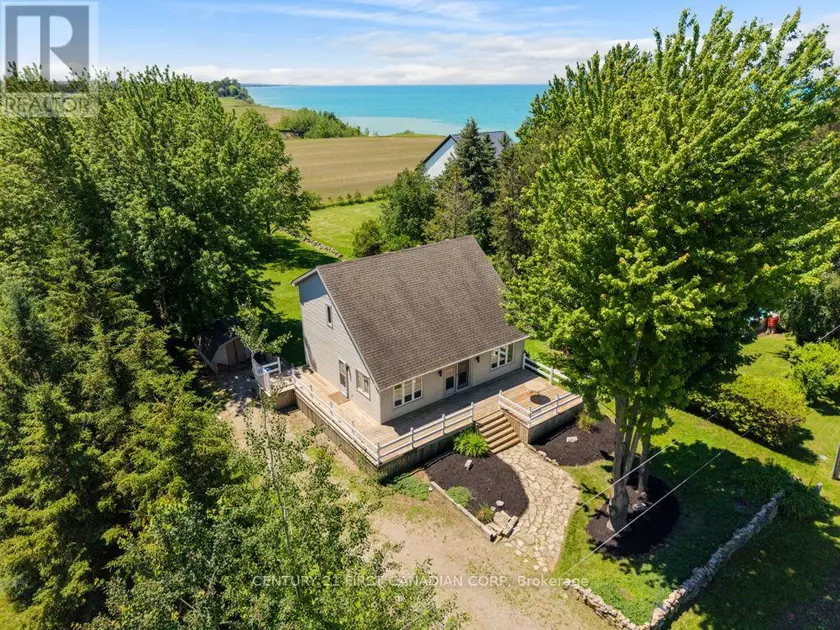 Detached at 33943 SUNNYRIDGE ROAD, Bluewater