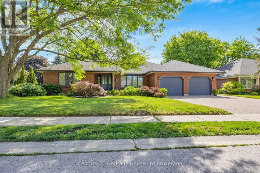 Detached at 42 ALEXANDER AVENUE, Tillsonburg