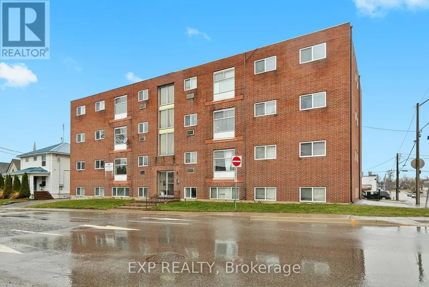 Multiplex at 4663 HURON STREET, Niagara Falls