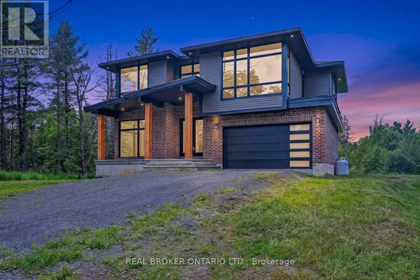 Detached at 2068 RICHMOND ROAD, Beckwith