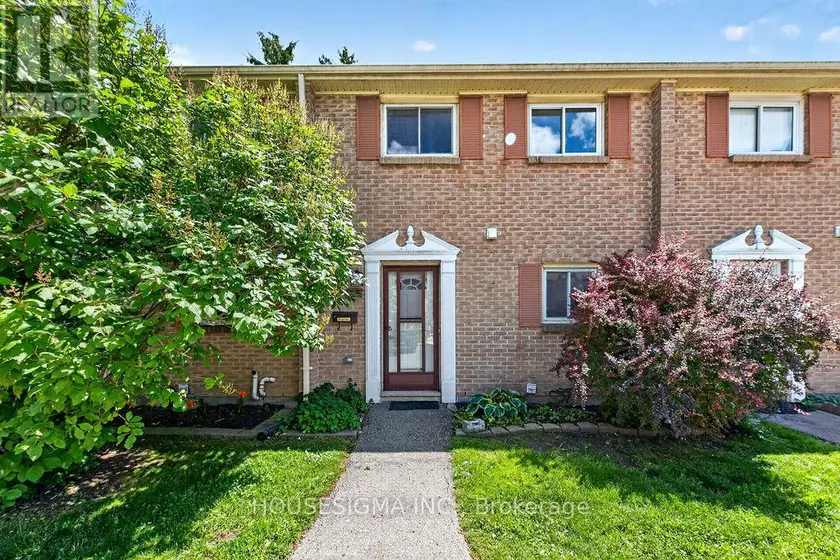 Townhouse at 143 - 166 SOUTHDALE ROAD W, London South