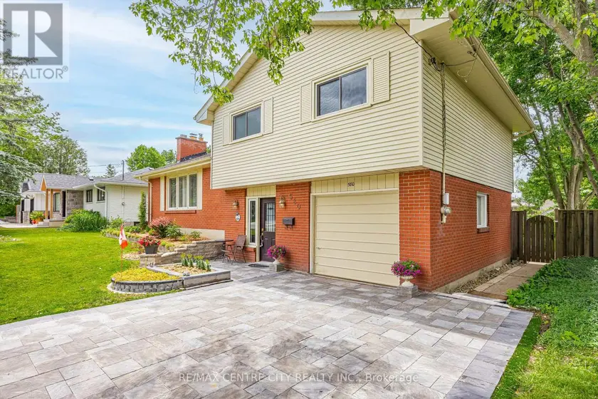 Detached at 580 SALWAY STREET, London North