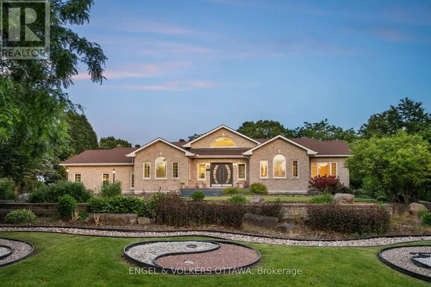 Detached at 1562 LAKESHORE DRIVE, Ottawa