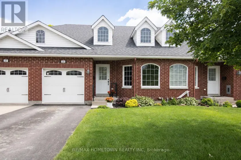 Townhouse at 155 STEACY GARDENS, Brockville