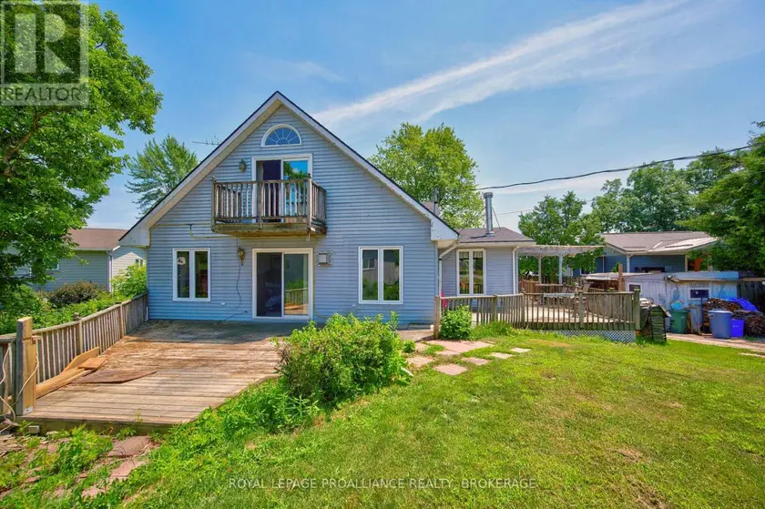 Detached at 229 JOHNSON BAY LANE, Frontenac Islands