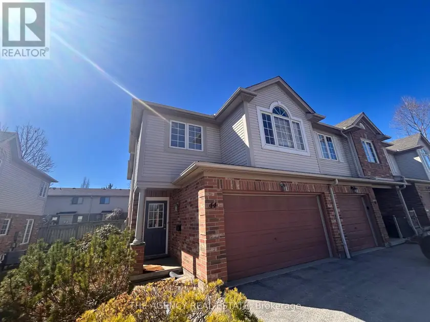 Townhouse at 44 - 320 AMBLESIDE DRIVE, London
