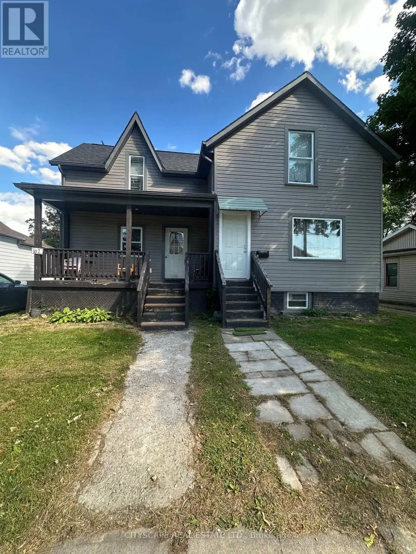 Multiplex at 102 GRAY STREET, Chatham-Kent