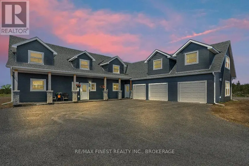 Detached at 952 COUNTY ROAD 6, Loyalist