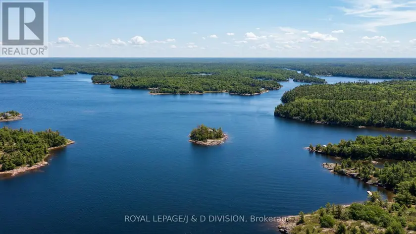 Detached at 1 B254 EMERALD ISLAND, The Archipelago
