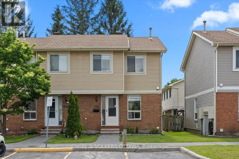Townhouse at 54 - 956 COOKSHIRE CRESCENT, Ottawa