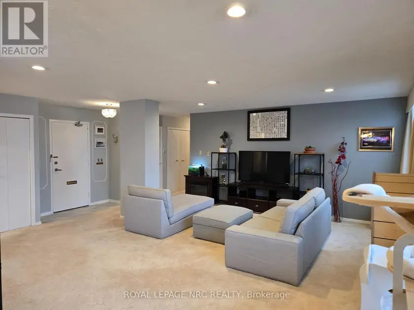 Apartment at 1108 - 35 TOWERING HEIGHTS BOULEVARD, St. Catharines