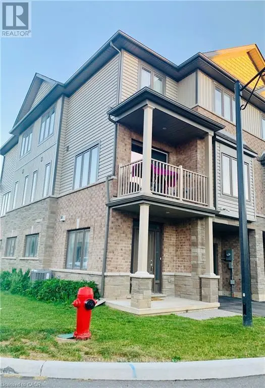Townhouse at 118 - 77 DIANA AVENUE, Brantford