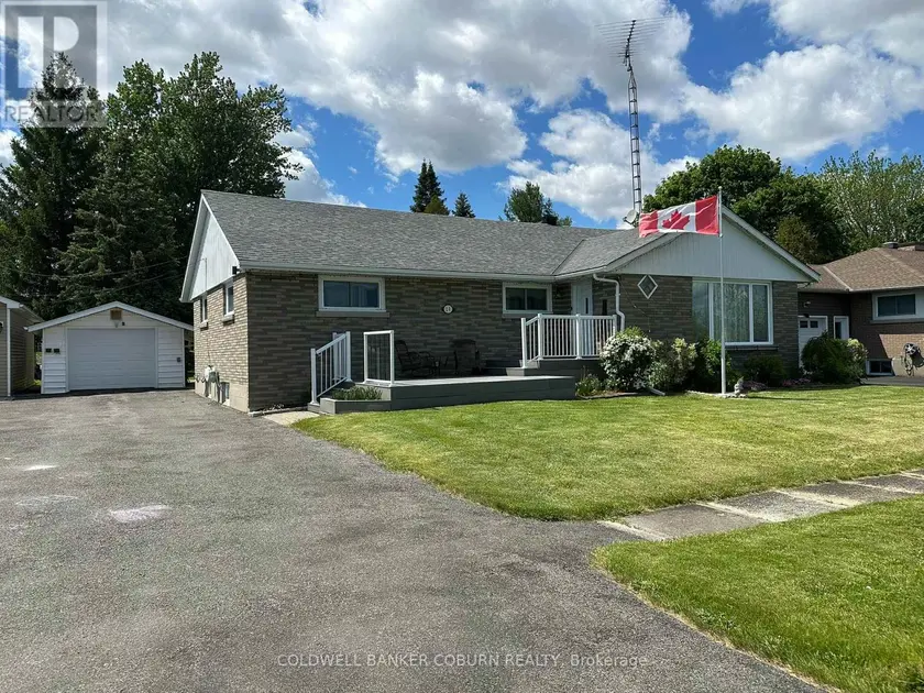 Detached at 20 ELIZABETH DRIVE, South Dundas