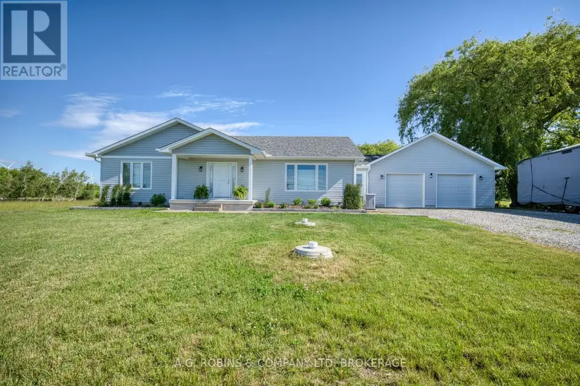 Detached at 11716 LAKESHORE ROAD, Wainfleet