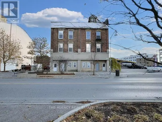 Multiplex at 4 - 286 TALBOT STREET, St. Thomas
