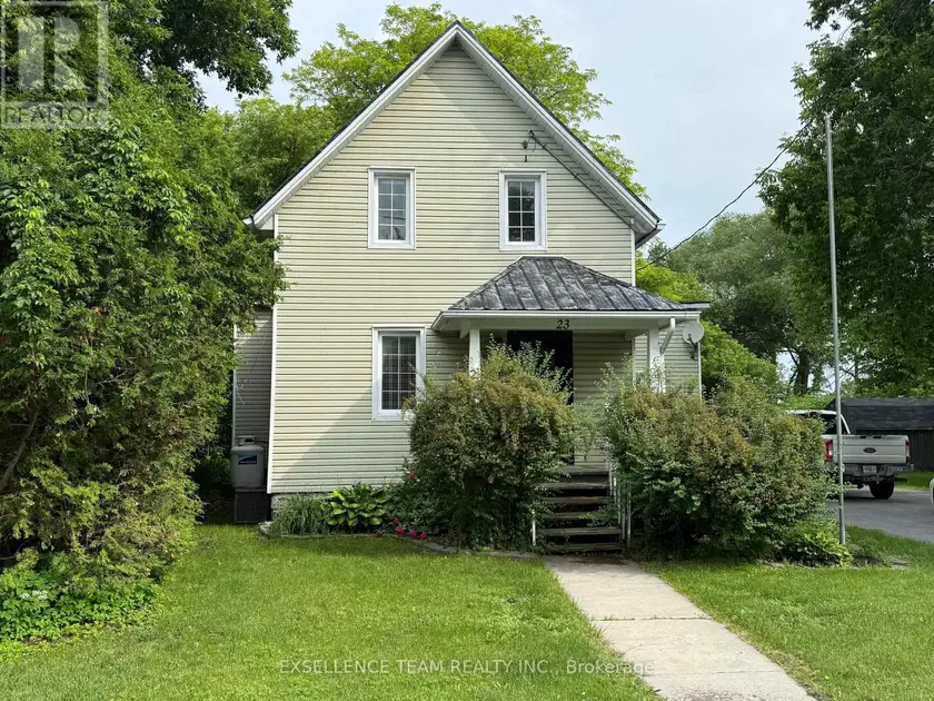 Detached at 23 MECHANIC STREET E, North Glengarry