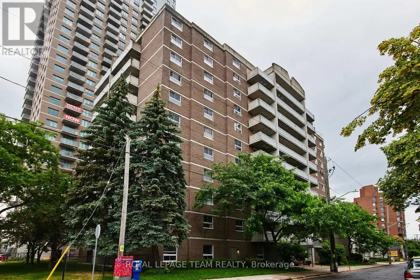 Apartment at 904 - 110 FORWARD AVENUE, Ottawa