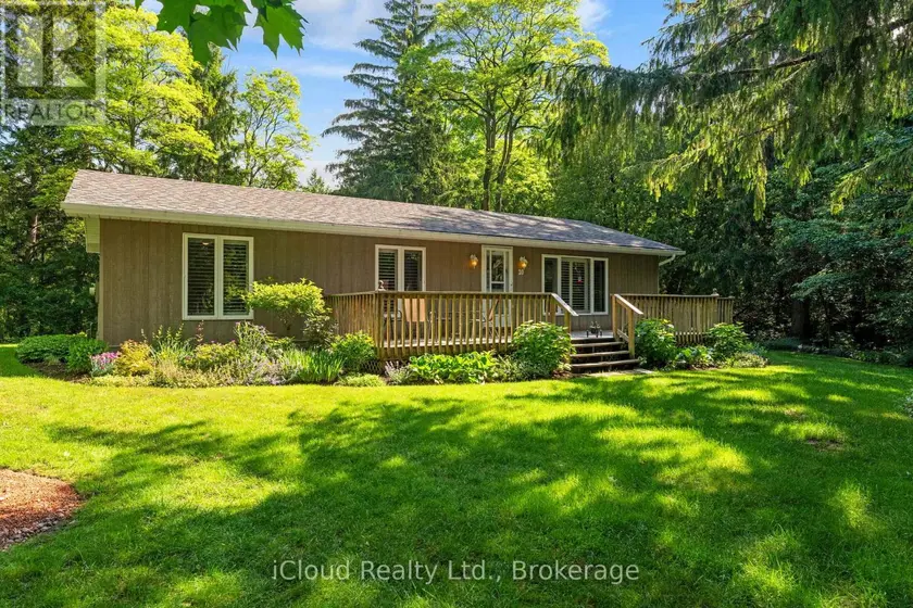 Detached at 20 MACTAVESH CRESCENT, Bluewater