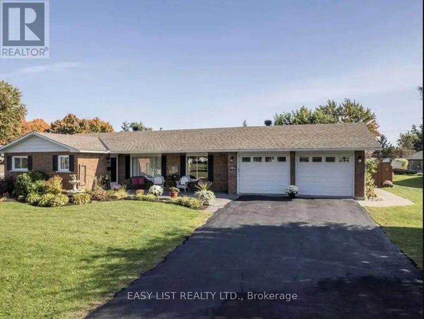 Detached at 612 VIRGINIA STREET, South Stormont