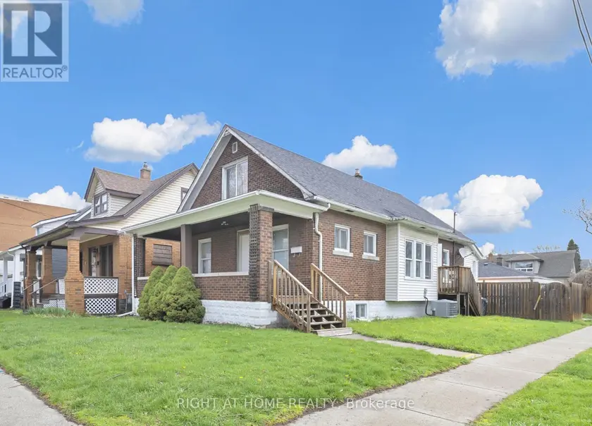 Detached at 3497 PETER STREET, Windsor