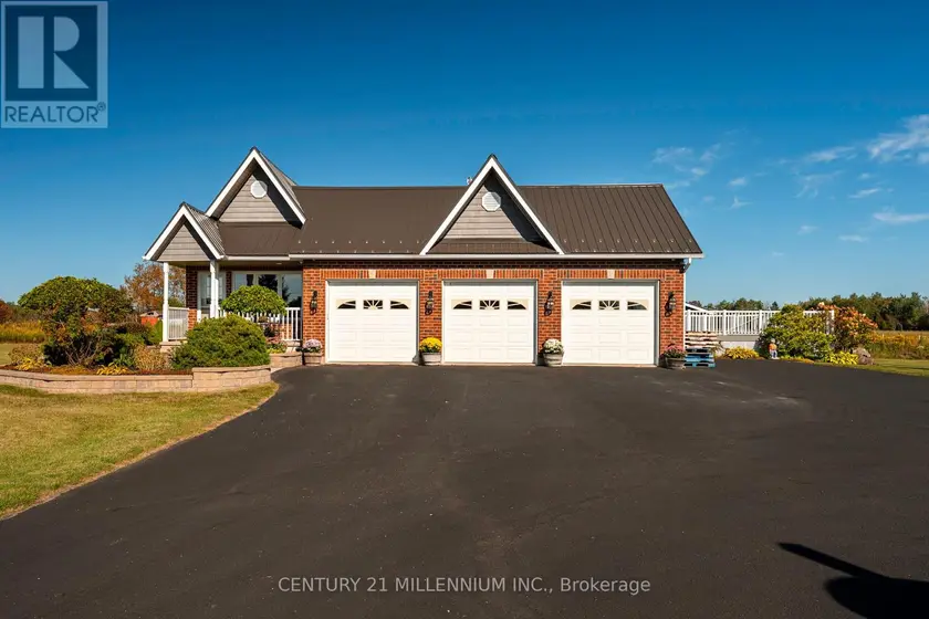Detached at 395115 COUNTY ROAD 12 ROAD, Amaranth