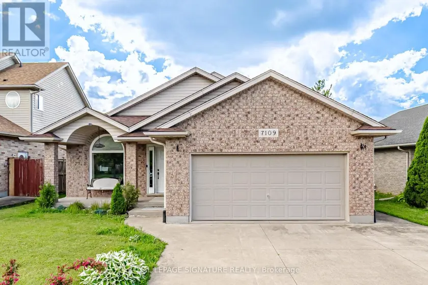 Semi-Detached/Link at 7109 PARKSIDE ROAD, Niagara Falls