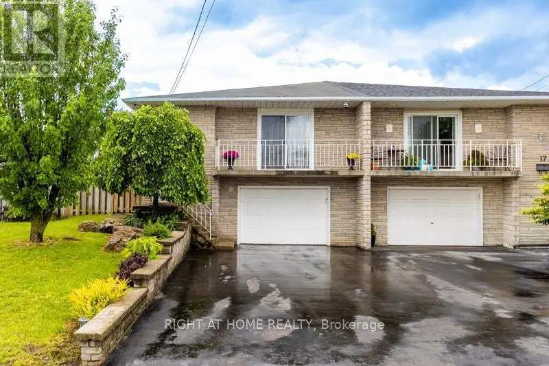 Semi-Detached/Link at 15 TUNA COURT, Hamilton