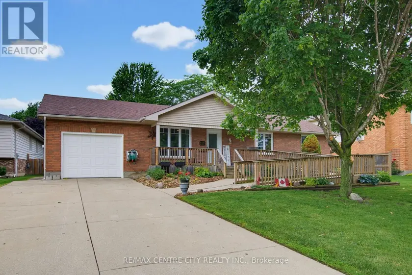 Detached at 119 ANDERSON AVENUE, Southwest Middlesex