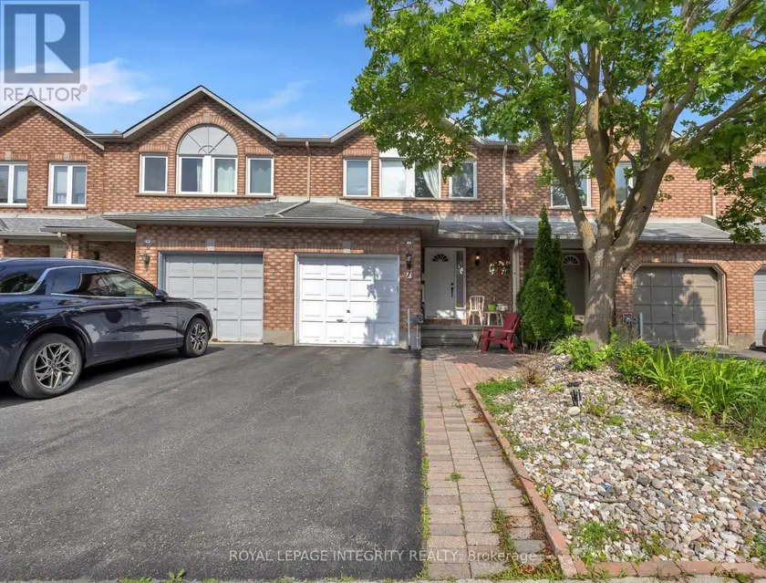 Townhouse at 7 WESTPOINTE CRESCENT, Ottawa