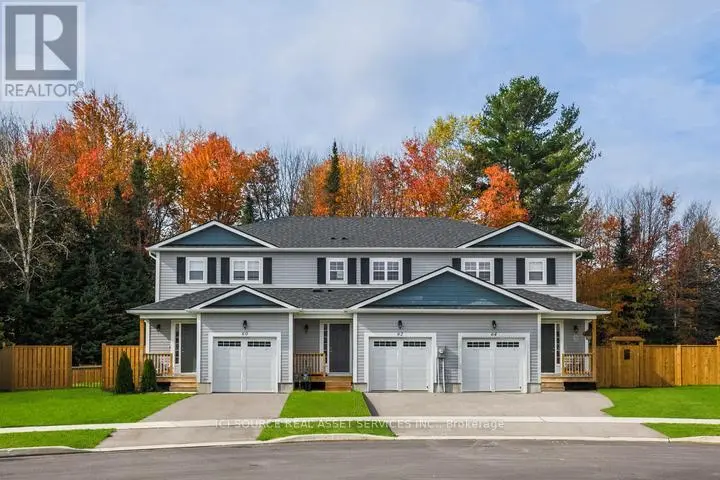 Townhouse at 680 WILD ROSE DRIVE, Gravenhurst