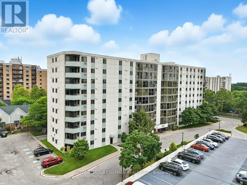 Apartment at 403 - 127 BELMONT DRIVE, London South