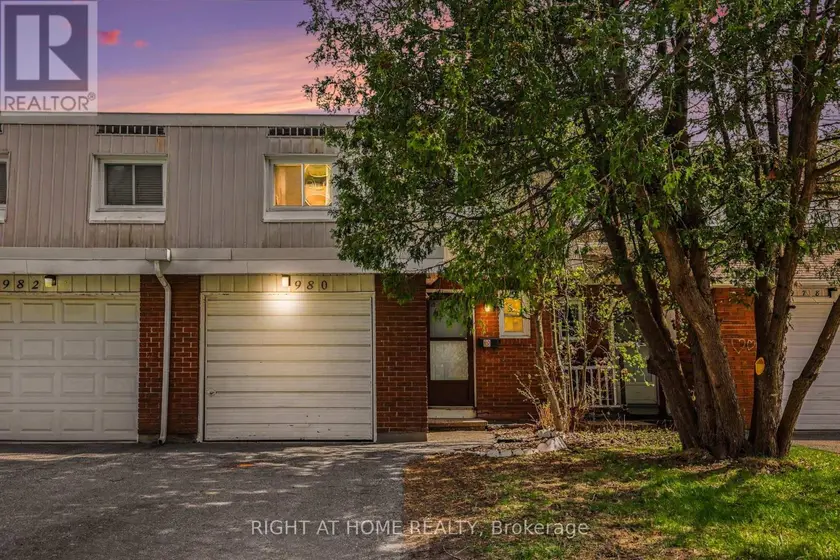 Townhouse at 207 - 980 GULF PLACE, Ottawa