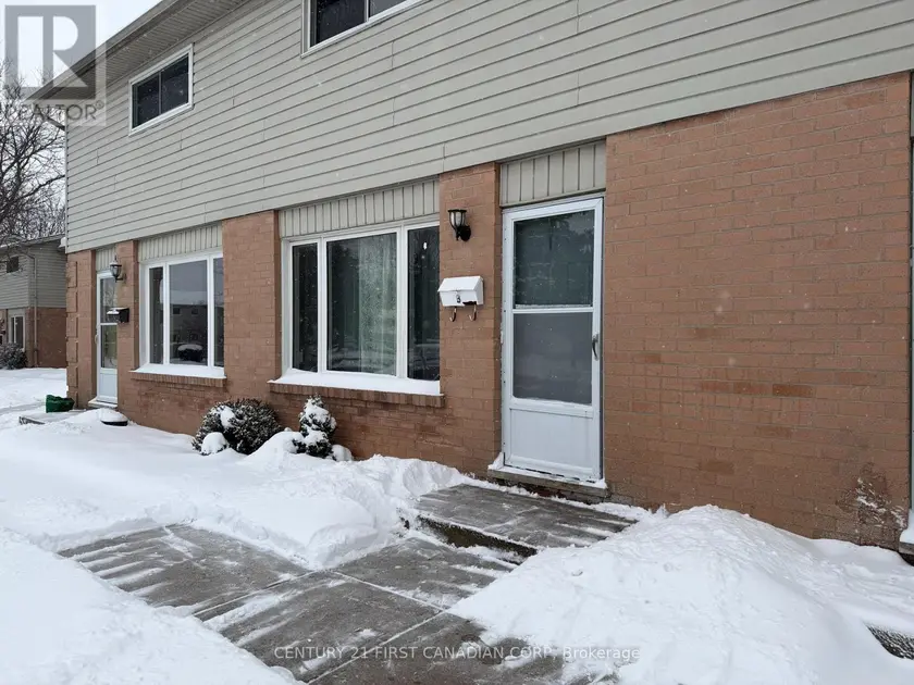 Townhouse at 8 - 45 GATEWOOD PLACE, London