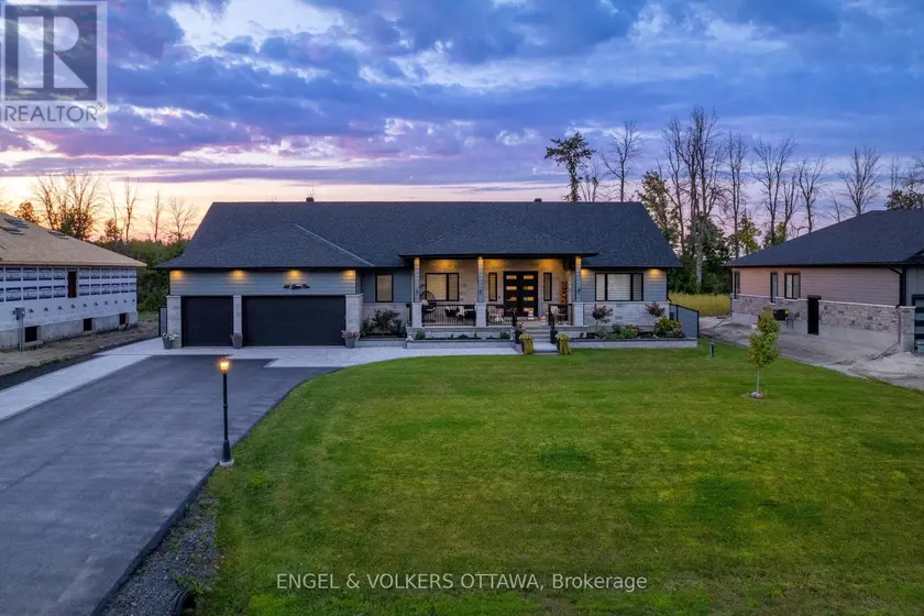 Detached at 424 GINGER CRESCENT, Ottawa