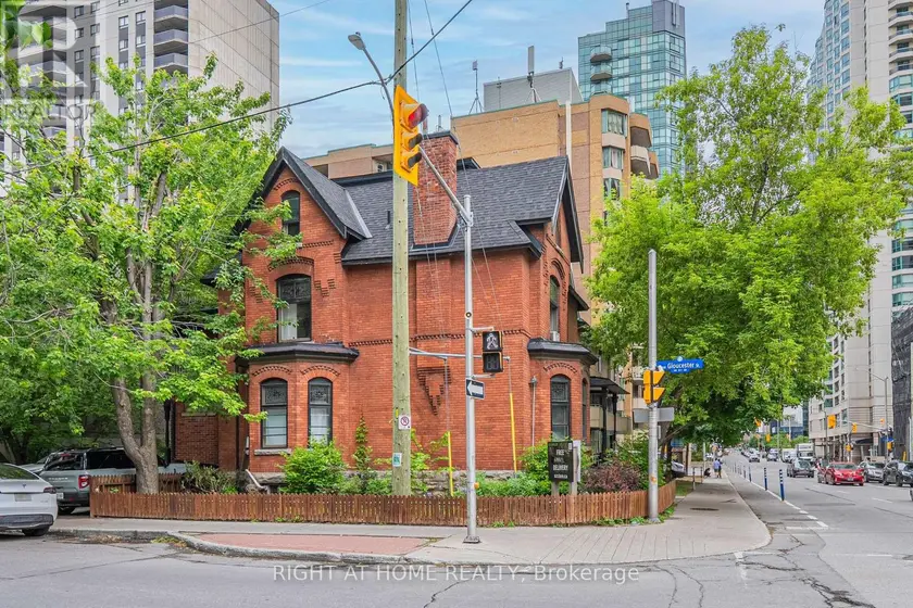 Detached at B - 220 LYON STREET N, Ottawa