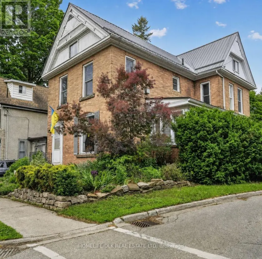 Detached at 186 KING STREET E, Brockville