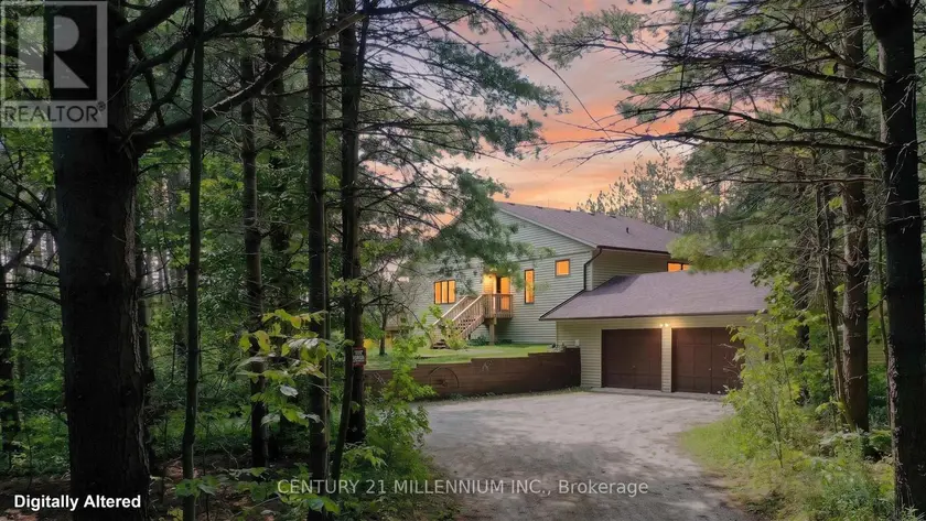 Detached at 597334 2ND LINE W, Mulmur