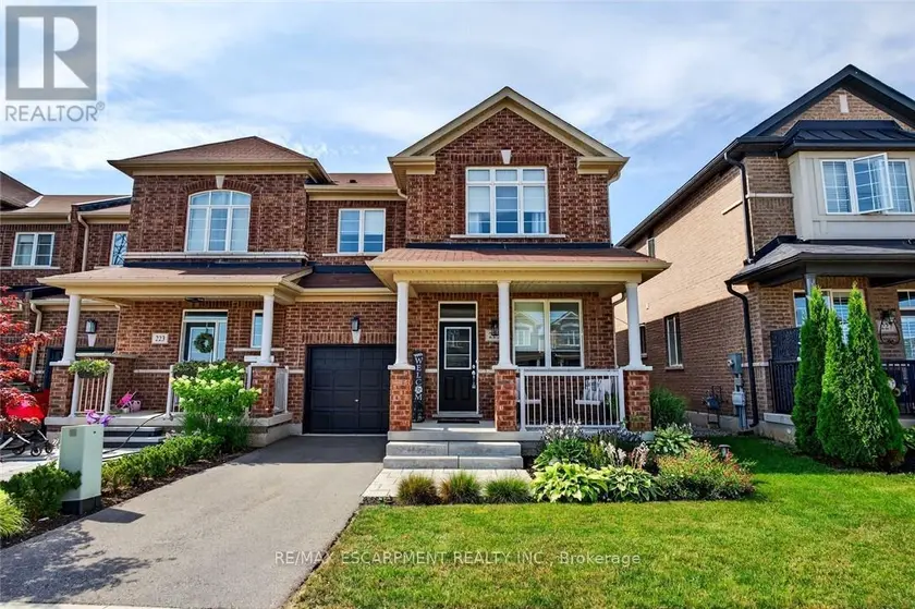 Townhouse at 225 SKINNER ROAD, Hamilton