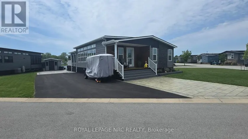 Detached at 35 QUARRY MEADOWS, Port Colborne