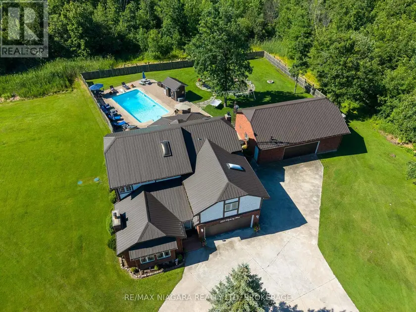 Detached at 523 HWY 3, Port Colborne